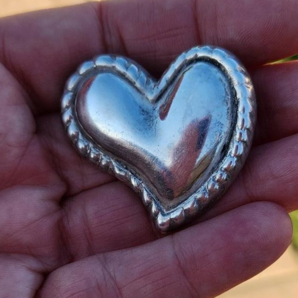 Vintage 925 Mexico Sterling Silver Curved Puffy Heart Brooch/Pin 16.93g
